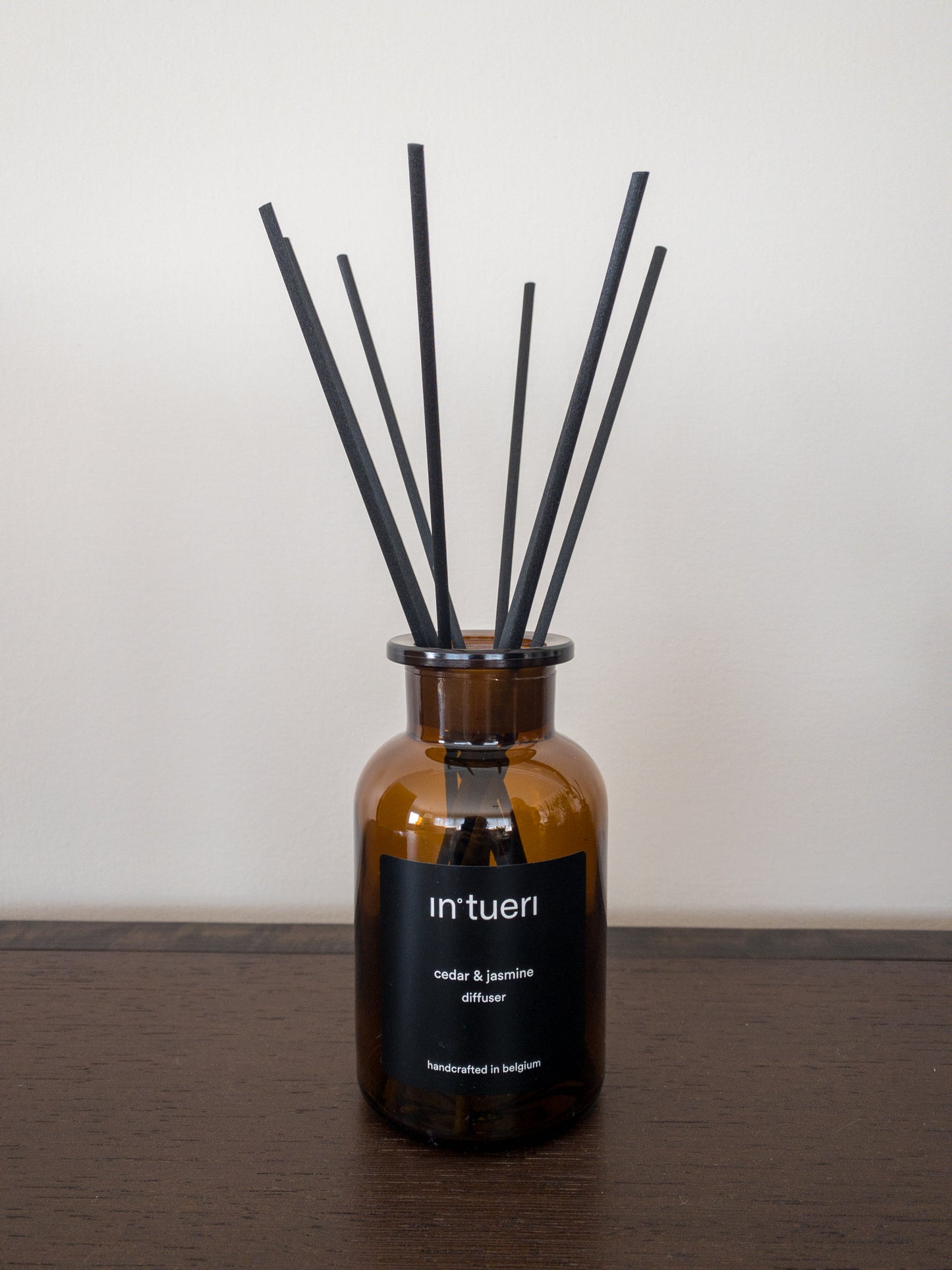 Cedar & Jasmine diffuser